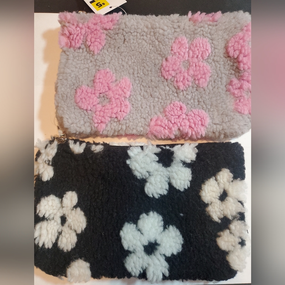 2 Floral Soft Cosmetic Bags